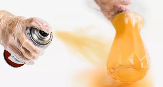 Quanto tempo leva a tinta spray para secar